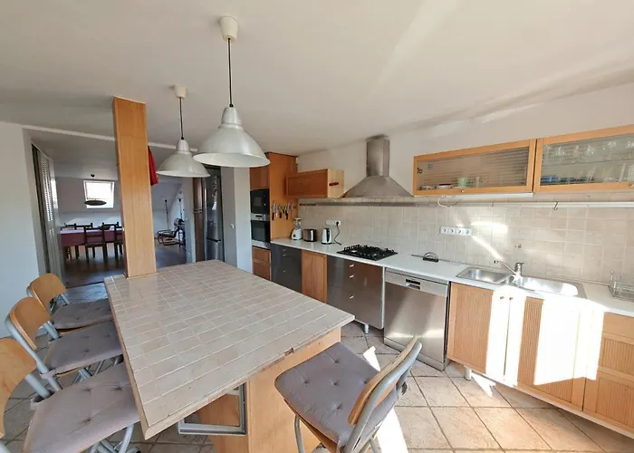 Elegant And Spacious 4br Loft In Charming Vinohrady Appartement Praag